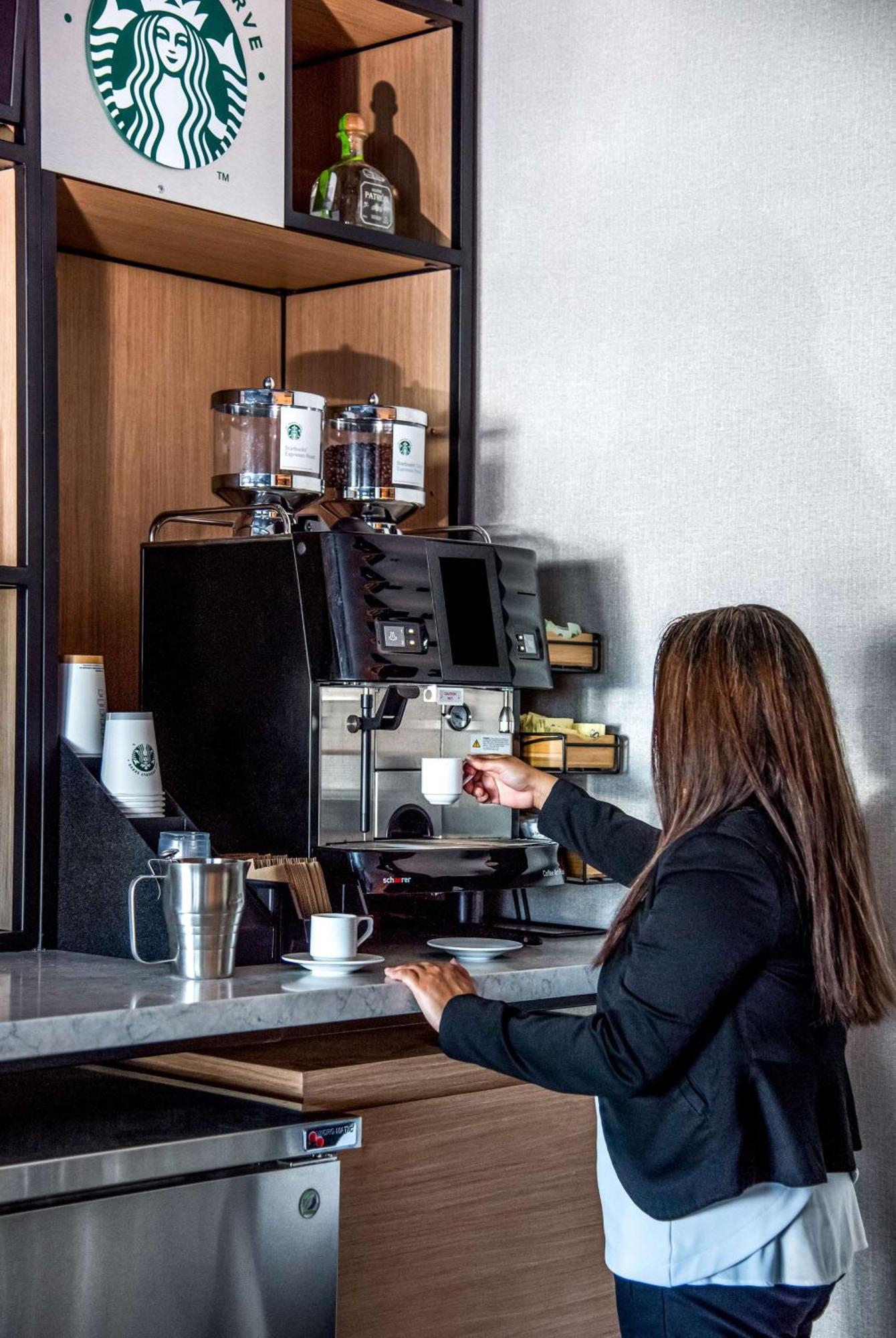 Hyatt Place Newark-Silicon Valley ภายนอก รูปภาพ
