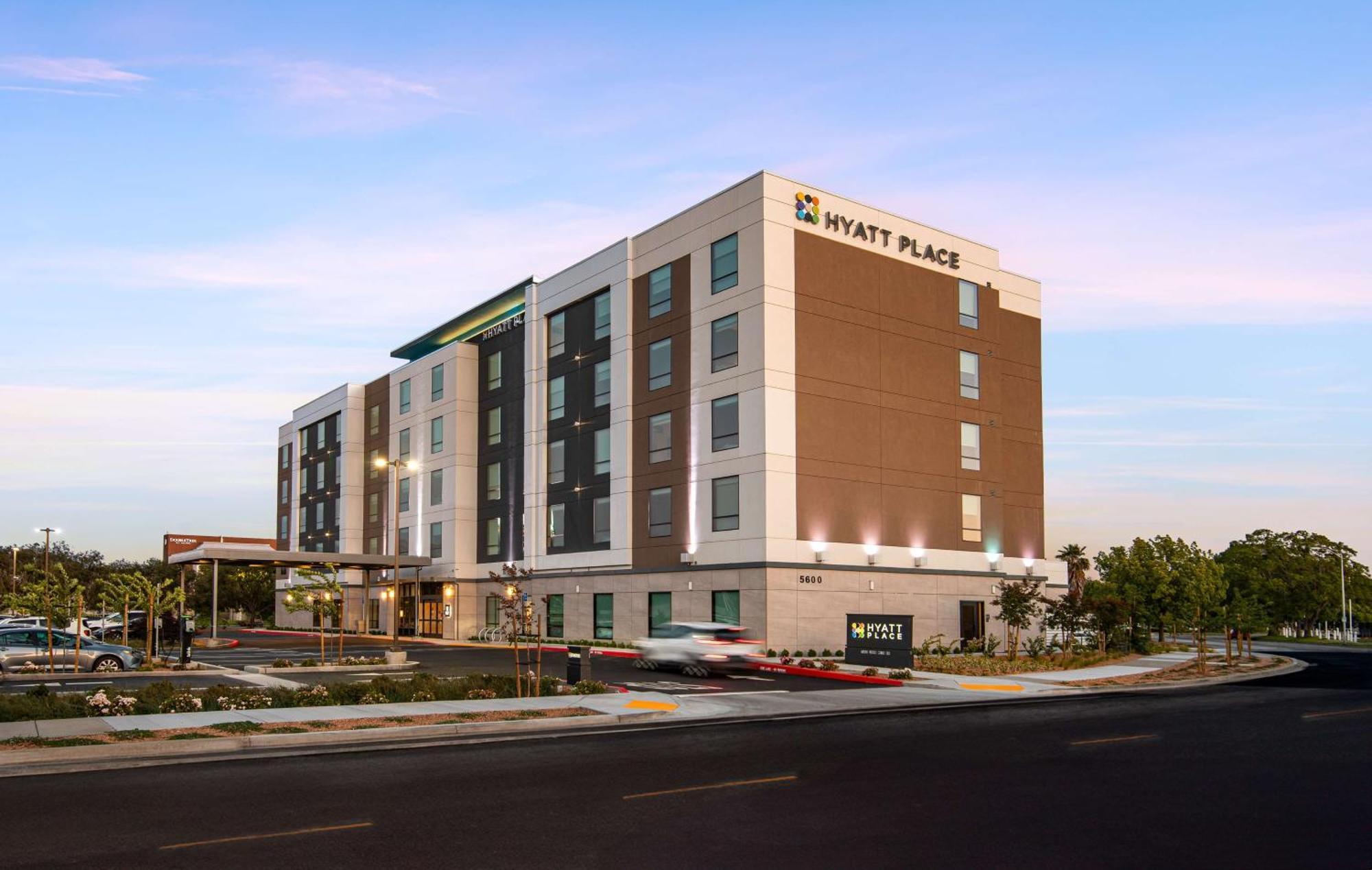 Hyatt Place Newark-Silicon Valley ภายนอก รูปภาพ