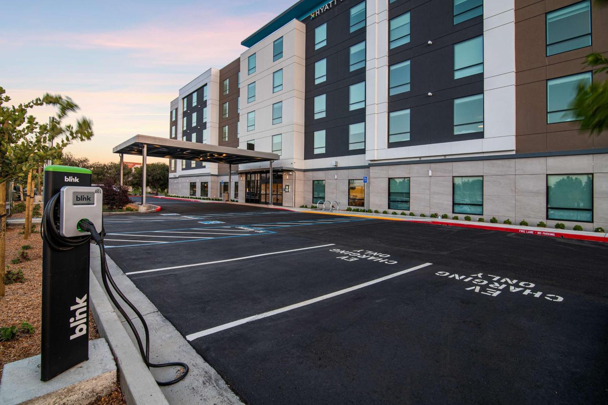 Hyatt Place Newark-Silicon Valley ภายนอก รูปภาพ